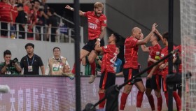 山东泰山队中超挑战：球员伤病困扰，崔康熙转会传闻，新赛季备战新篇章