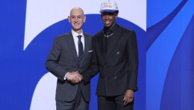 小查理-布朗加盟灰熊队，NBA发展联盟见证蜕变之路